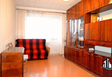 Продаётся уютная 3-к квартира в развитом районе города Феодосия